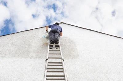Peinture extérieure à Aiguines — façades et ravalement